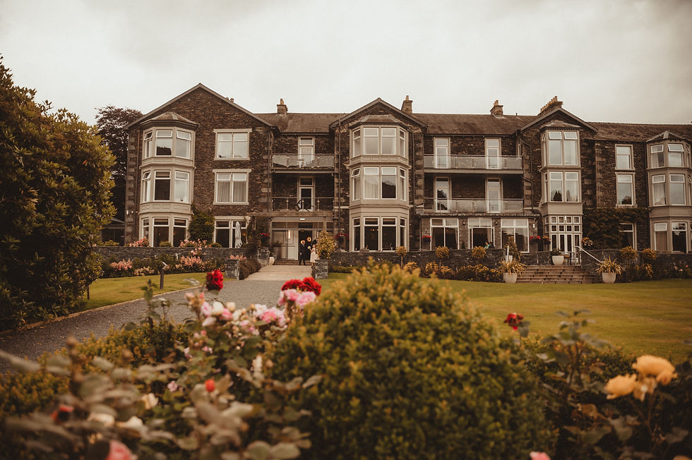 Luxury Wedding Cakes at the Inn on the Lake, Ullswater – Recommended Supplier