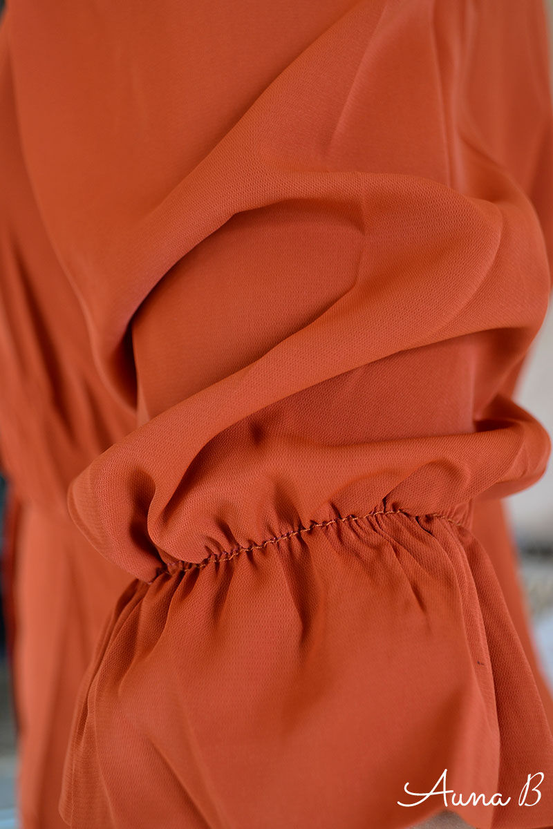 Miniature : Blouse boutons brique
