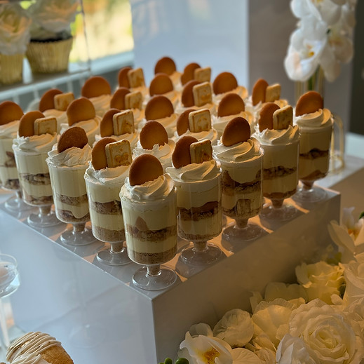 banana pudding on our full service dessert table
