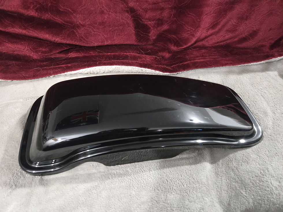 Thumbnail: Sportster RH hardbag lid/ Vivid black