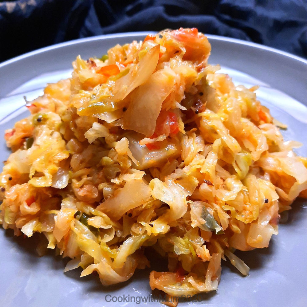 Mum's Classic Green Cabbage Curry