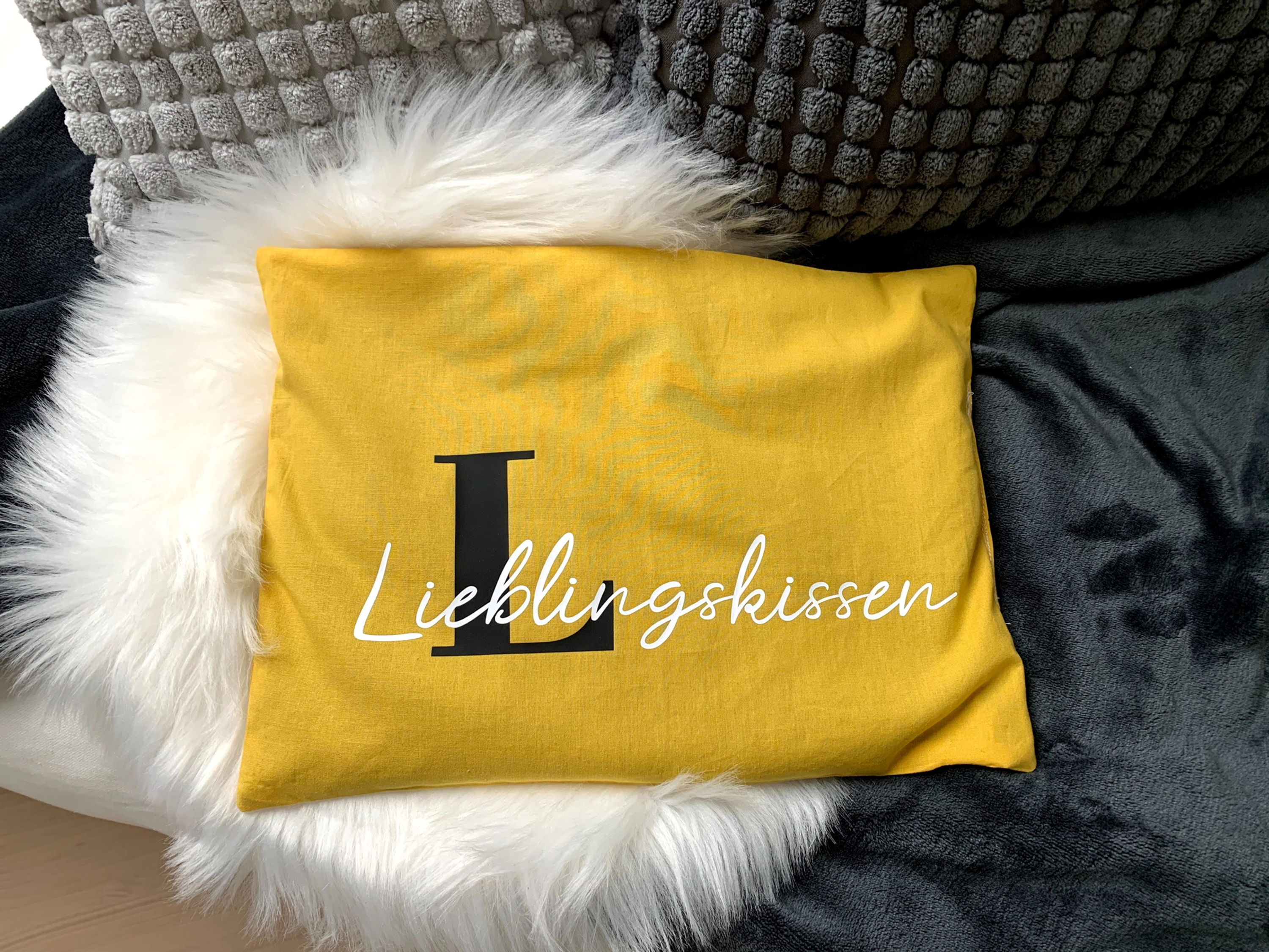 Wärmekissen gelb - Aufdruck "Lieblingskissen"