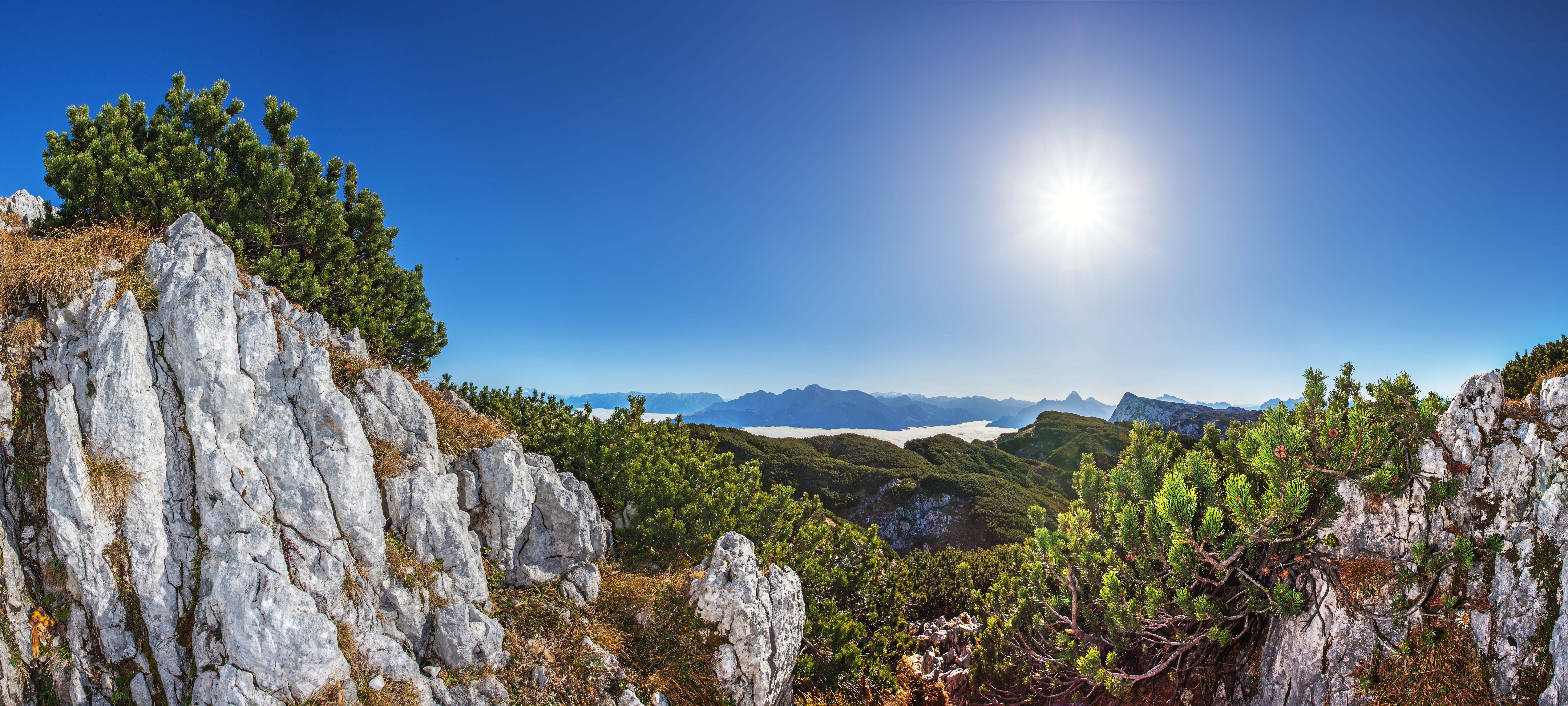 Untersberg (10611 x 4777 px)