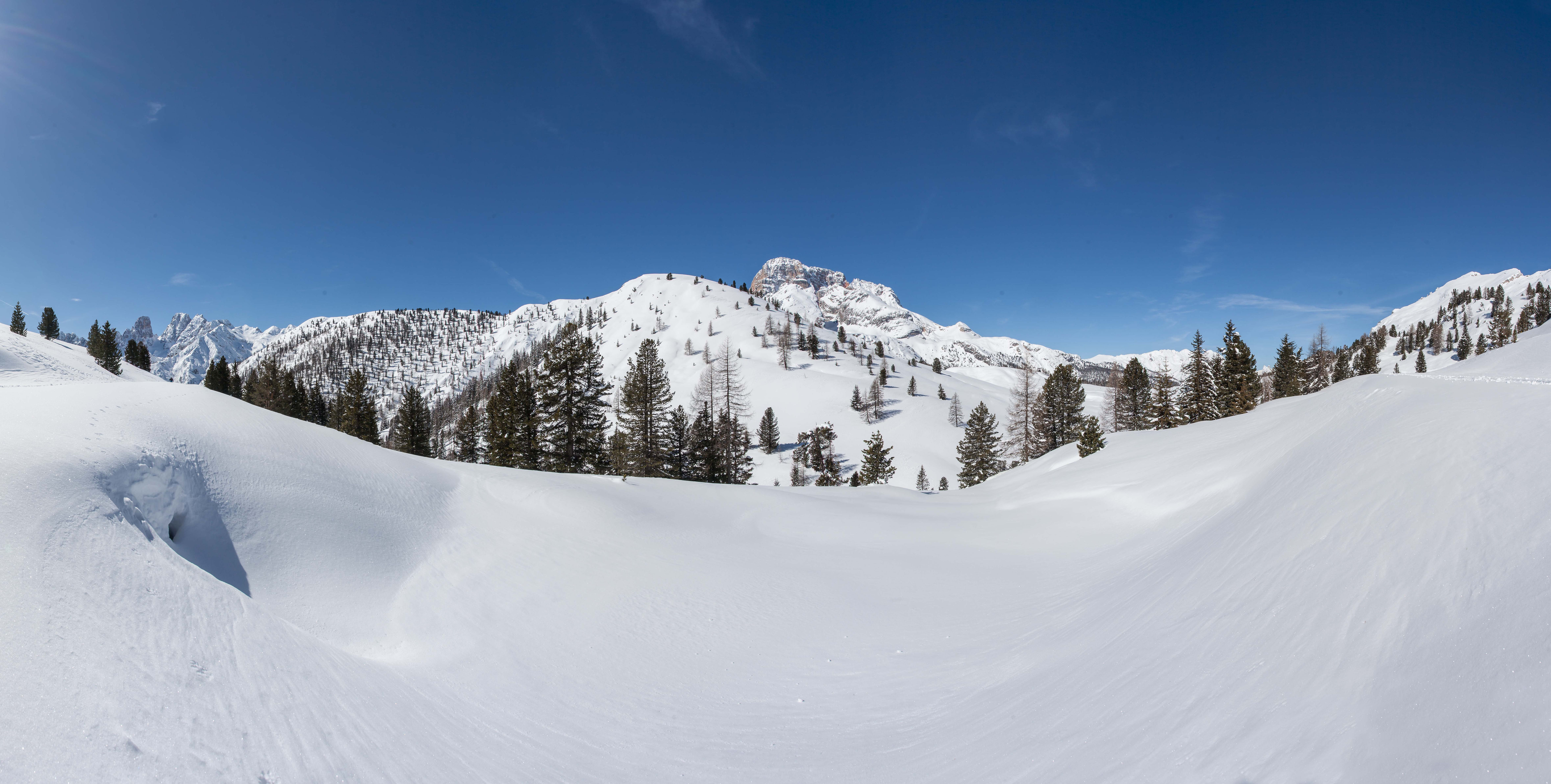 Dolomiten (9431x4769px)