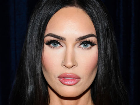 Megan Fox Doppelganger - Melissa Stratton