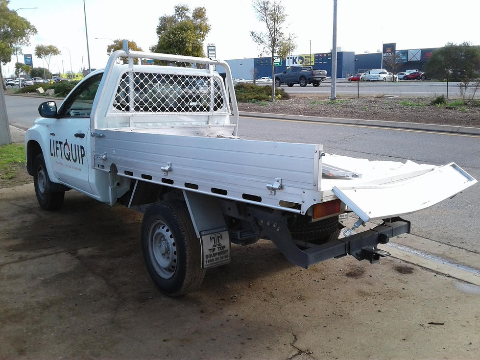 Thumbnail: 2020 MITSUBISHI TRITON