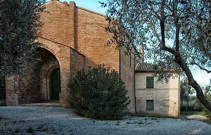 Monsano-chiesa-Aroli-1-le-belle-mrche.jpg