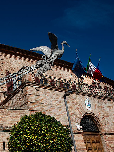 Falconara-Castello-1-le-belle-marche.jpg