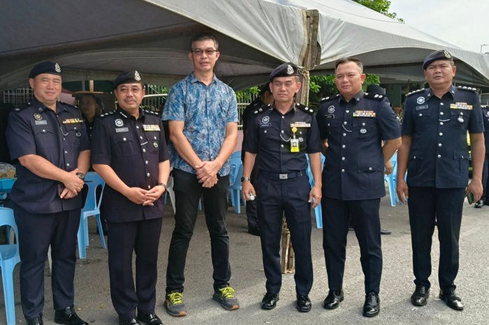 KEADILAN Sarikei ziarah keluarga mendiang Sarjan Raymond