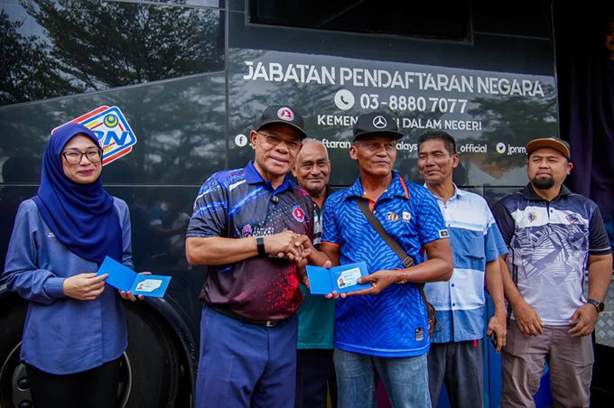 Tahanan rumah Najib: Jabatan Penjara sedang gubal peraturan - Saifuddin