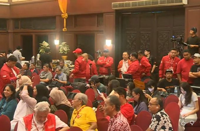 PRN Johor: PH mendahului di 10 DUN  setakat 7.30 malam