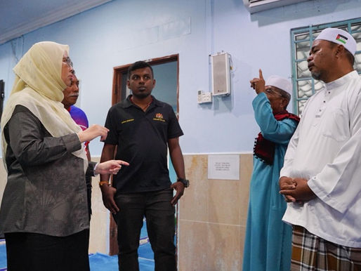 Dr Zaliha sumbang peruntukan cat semula Surau Al-Abidin