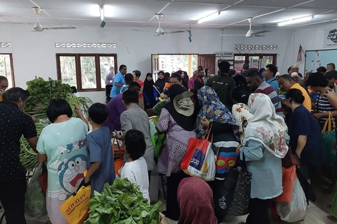 Inisiatif foodbank sayur sayuran: Kekuatan masyarakat majmuk di Pandan
