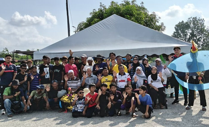Pertandingan wau bulan semarak tradisi Melayu di DUN Tanjung Lumpur
