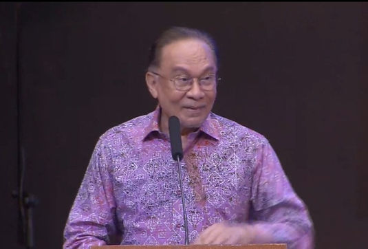 Hargai jasa warga KDN, Malaysia negara antara paling aman di dunia - PM