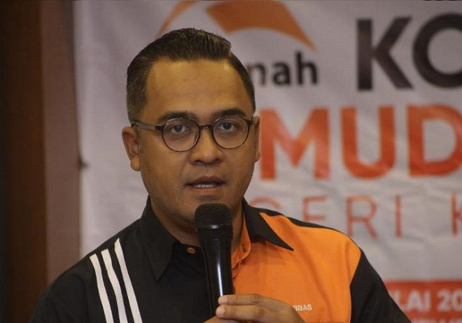 Azmin dipersoal kekal jawatan Ketua Pembangkang Dewan Negeri Selangor 