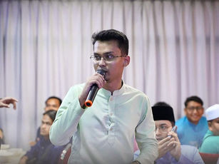 Baju koyak: Serlah sifat kesederhanaan Anwar biarpun bergelar PM