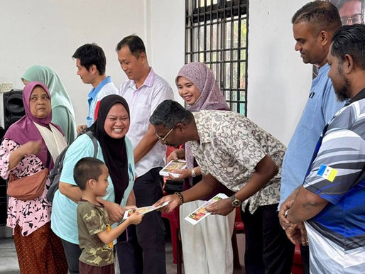 150 penerima terima baucar Aidilfitri di DUN Batu