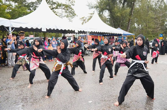Wanita KEADILAN Pahang Lancar Gelanggang Silat Srikandi Gayong