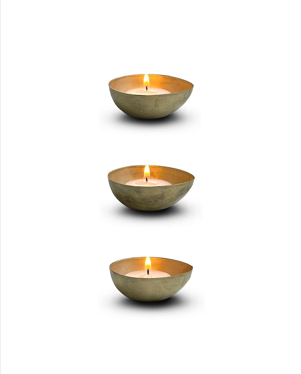 Thumbnail: Brass cup votive