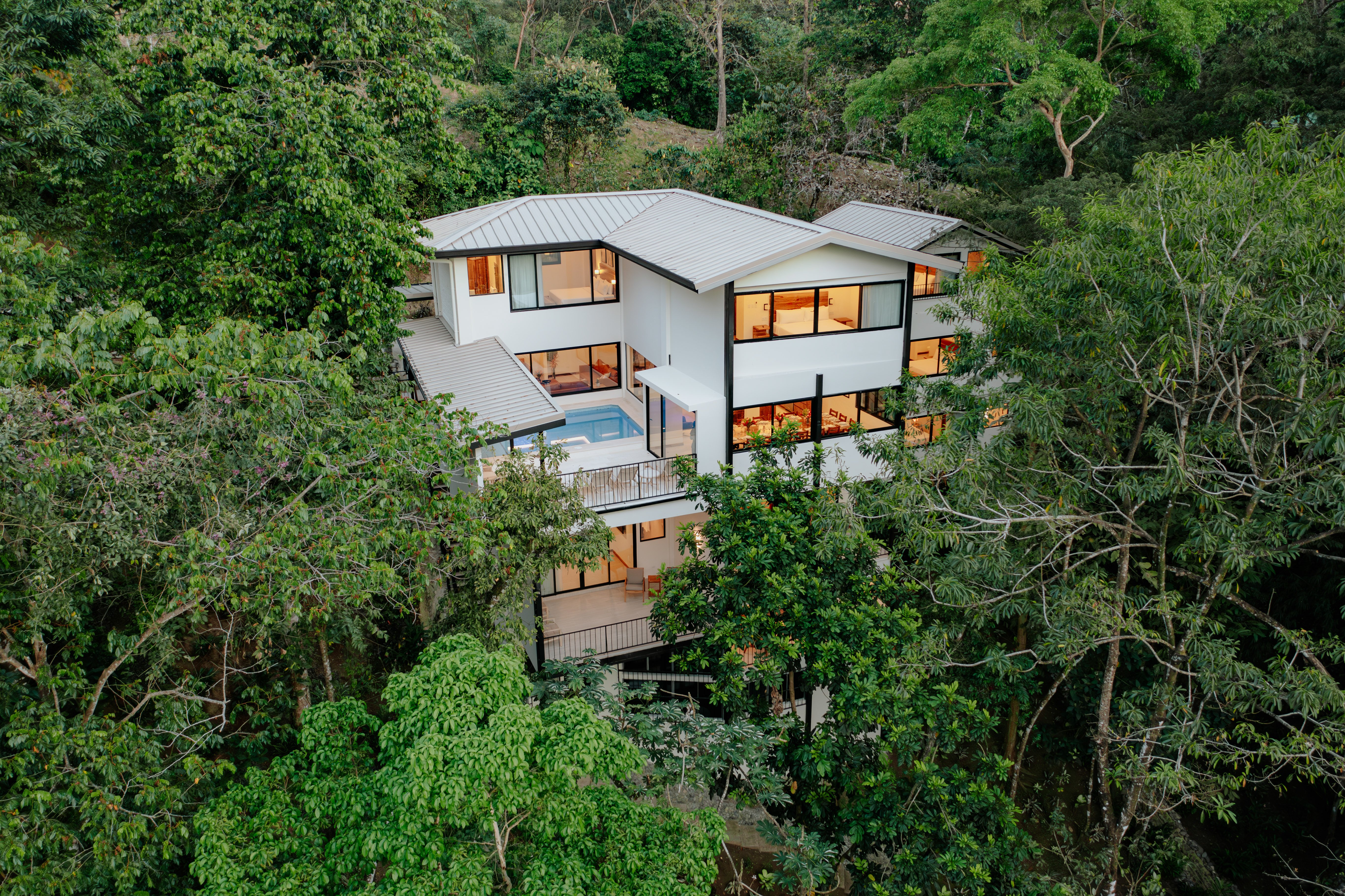 Turnkey 9-Suite Ocean View Estate in Manuel Antonio in Quepos, Costa Rica