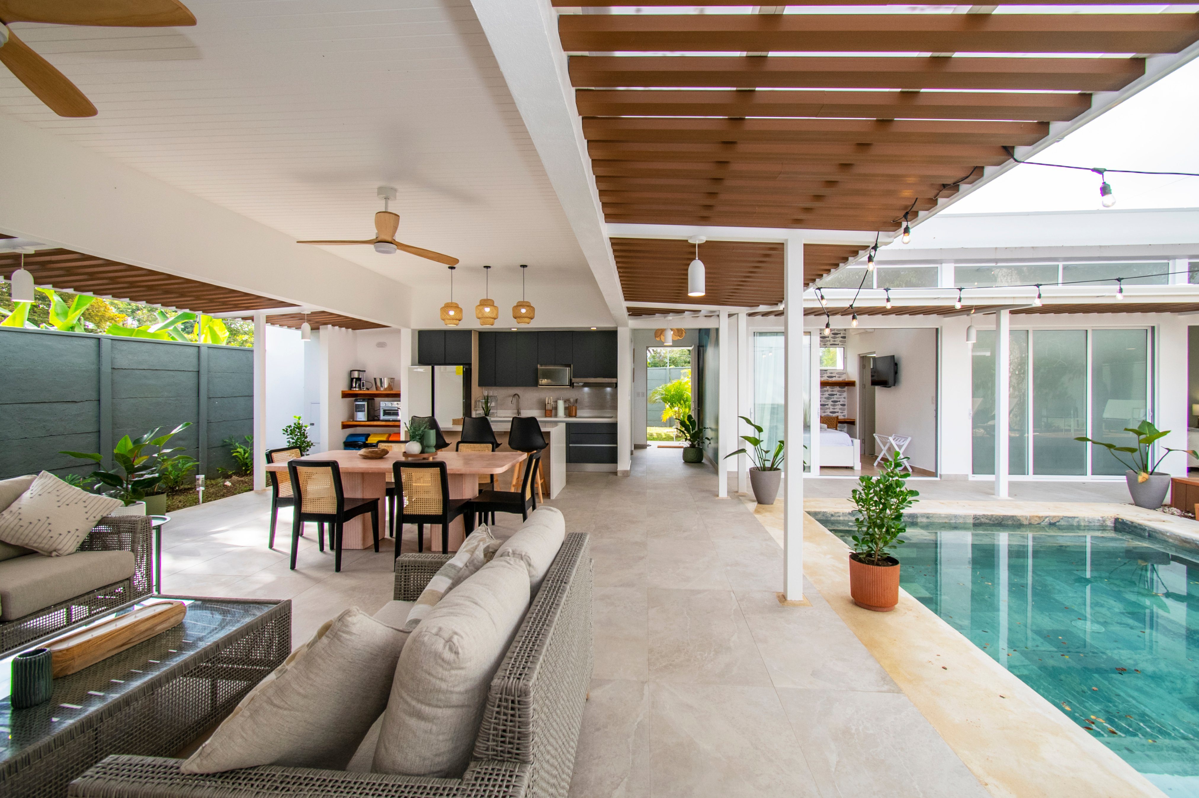 Turnkey Tropical Home in Uvita property photo 2