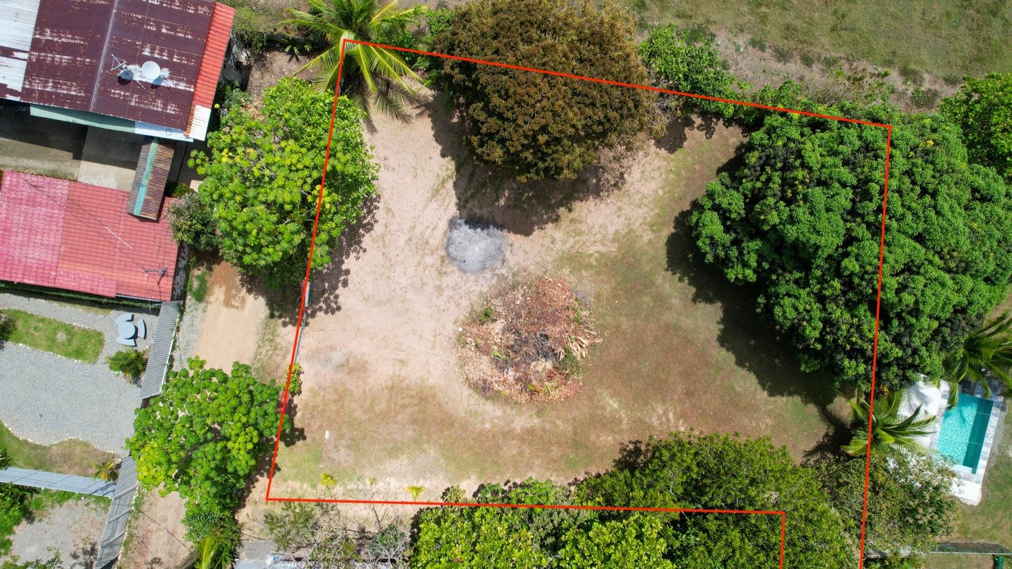 Walk-to-Beach Dual-Access Lot in Bahia Ballena, Uvita property photo 2