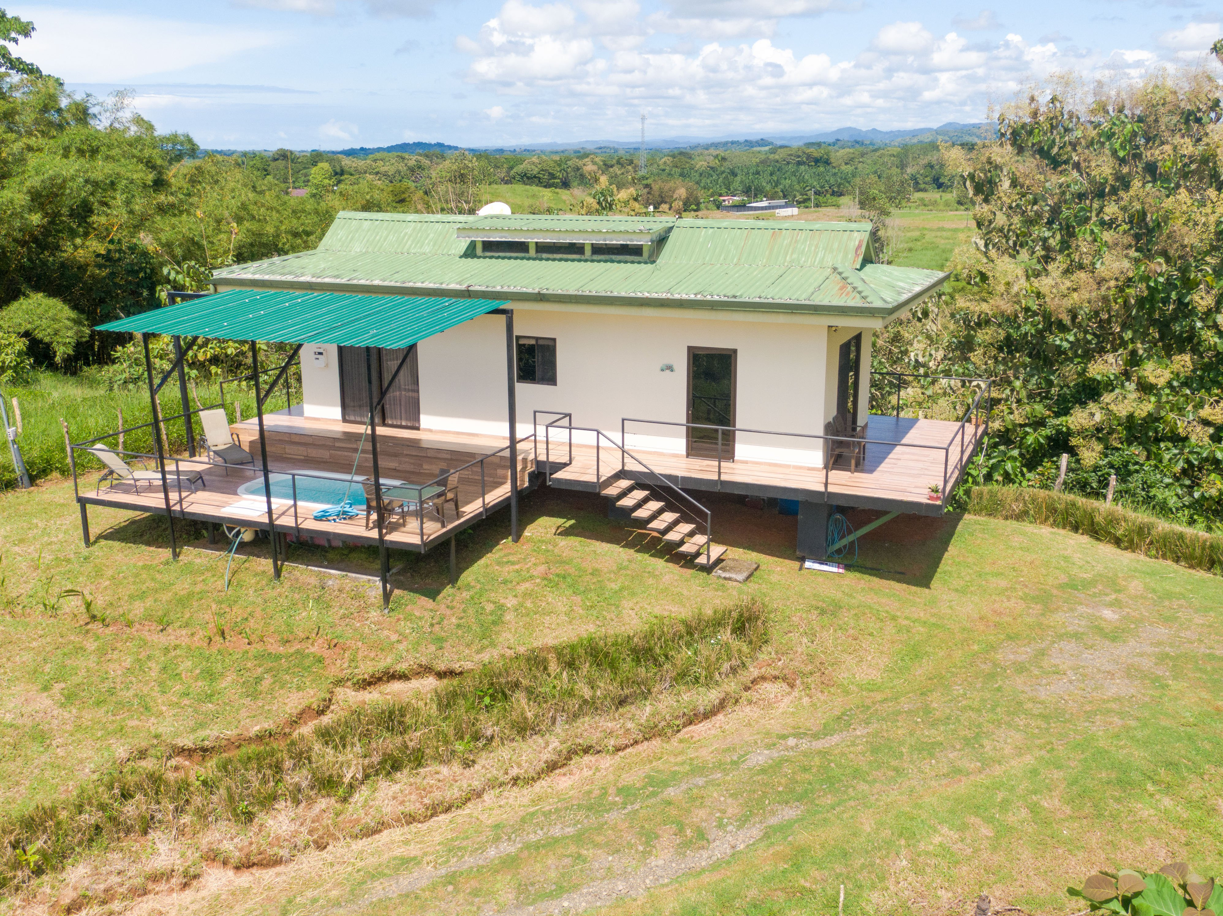 1-Bedroom Jungle Villa (Villa Vista Linda) Near Quepos in Quepos, Costa Rica