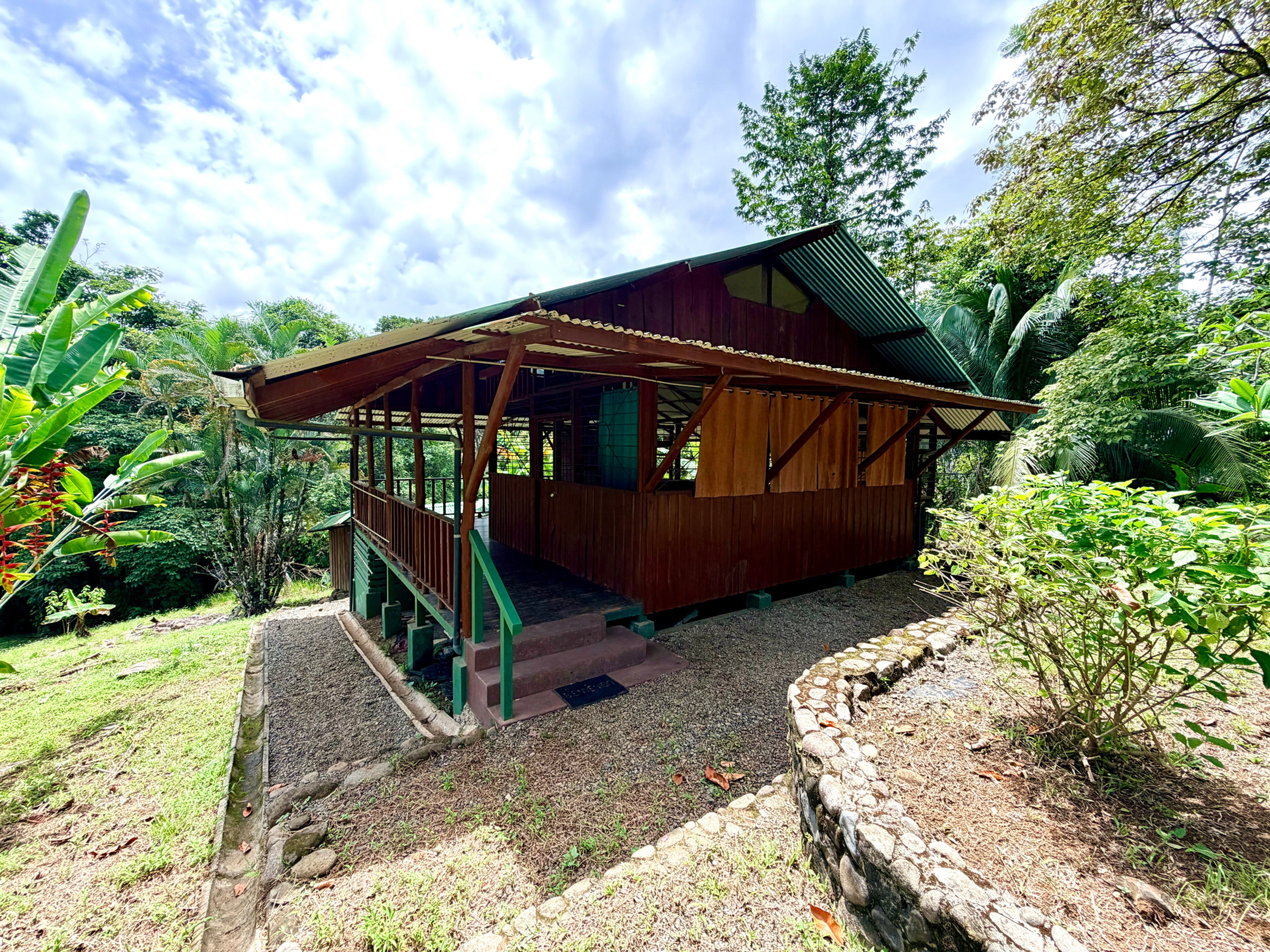 Cabin in Ballena | 1 Bed / 1 Bath