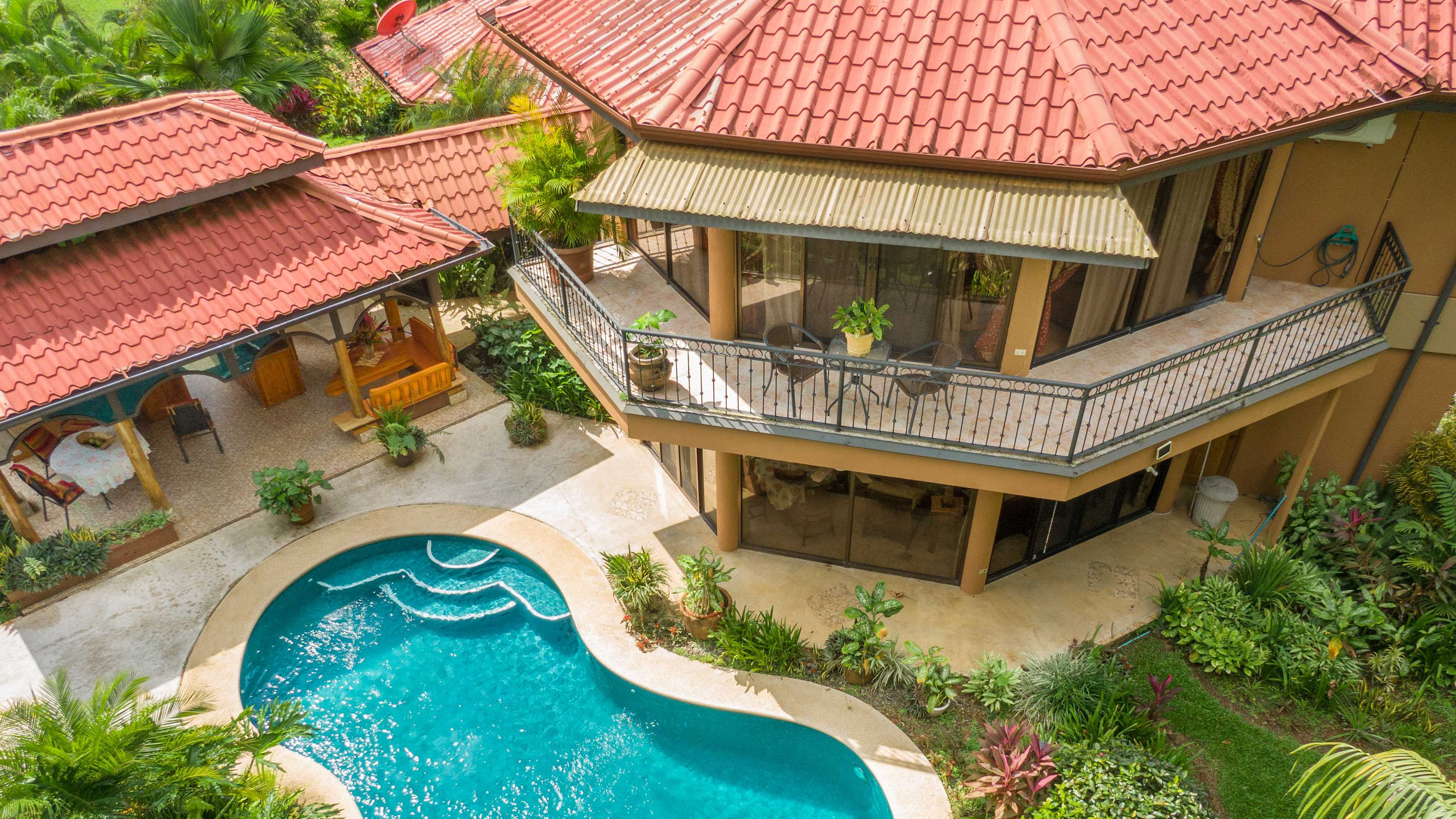Luxury Tropical Home (Casa Renovare) in Finca Tranquila, Near Quepos property photo 3