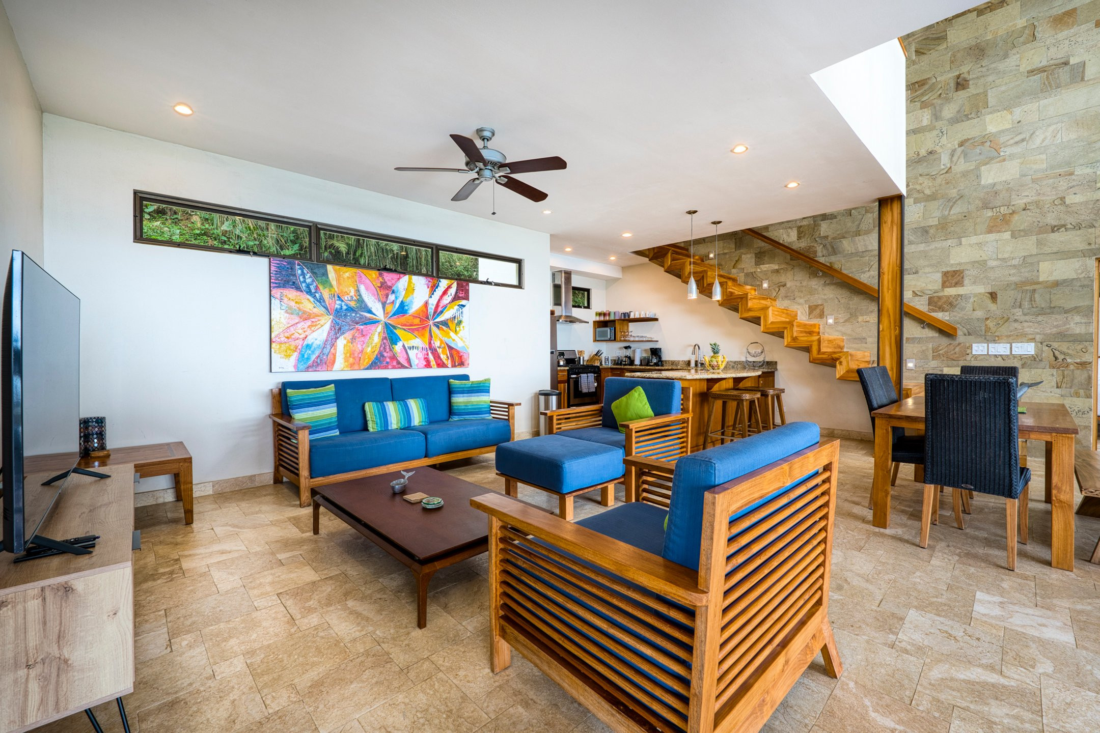 Luxury Whale’s Tail View Home (Casa Moses) in Uvita property photo 3