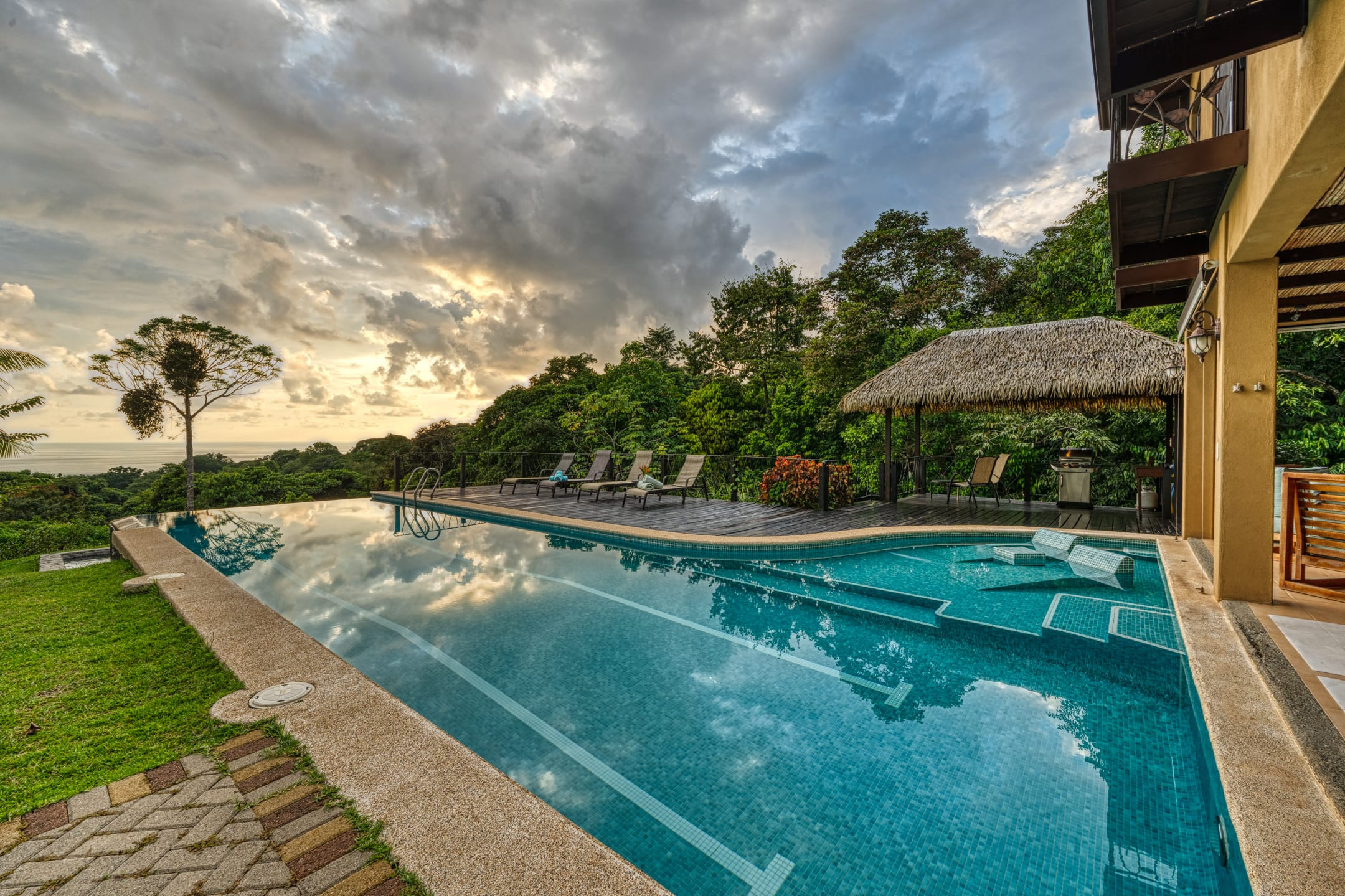 Luxury Ocean View Estate (Gorda Vista) Above Dominicalito Beach property photo 4