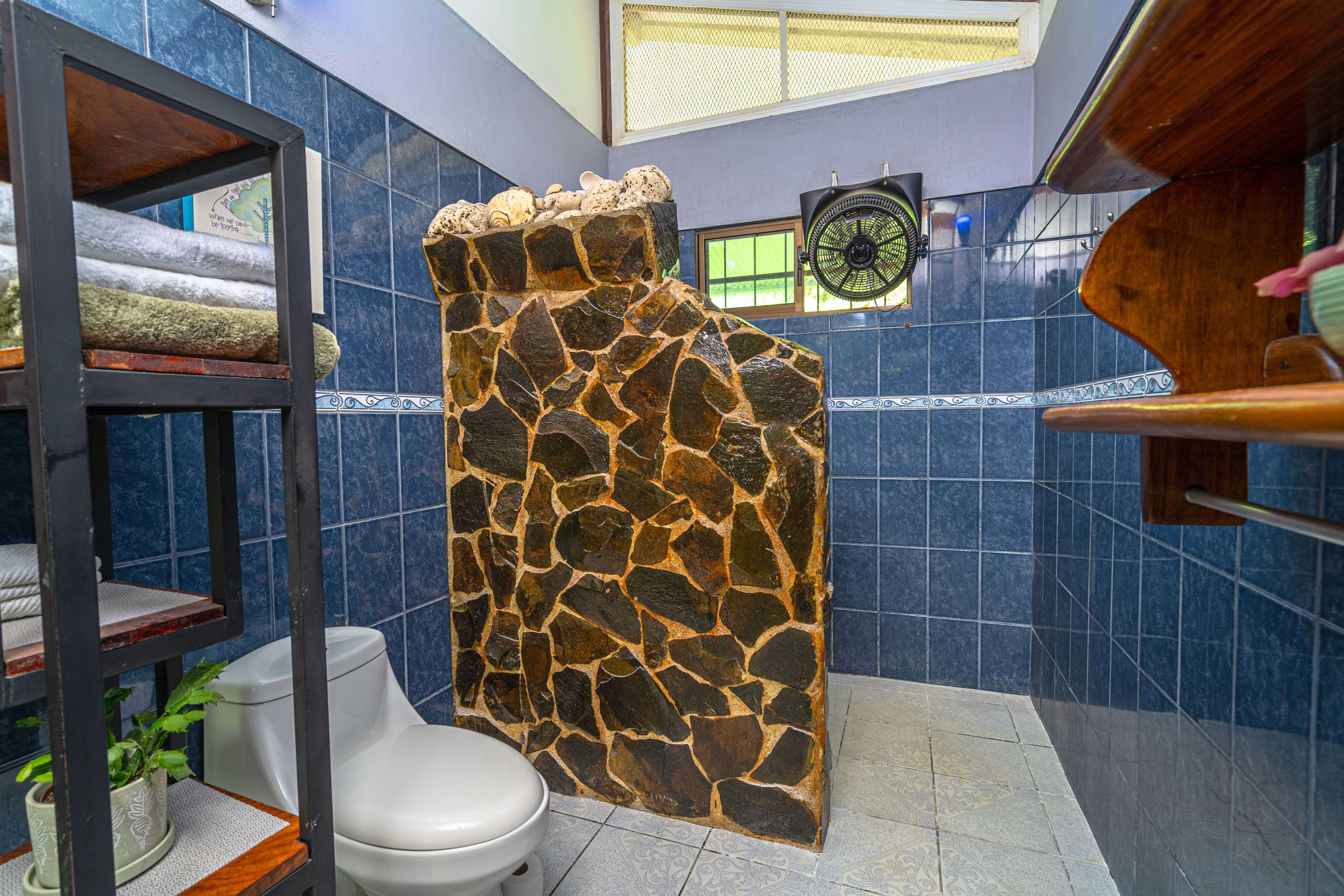 Gated Beach Home in Matapalo property photo 4