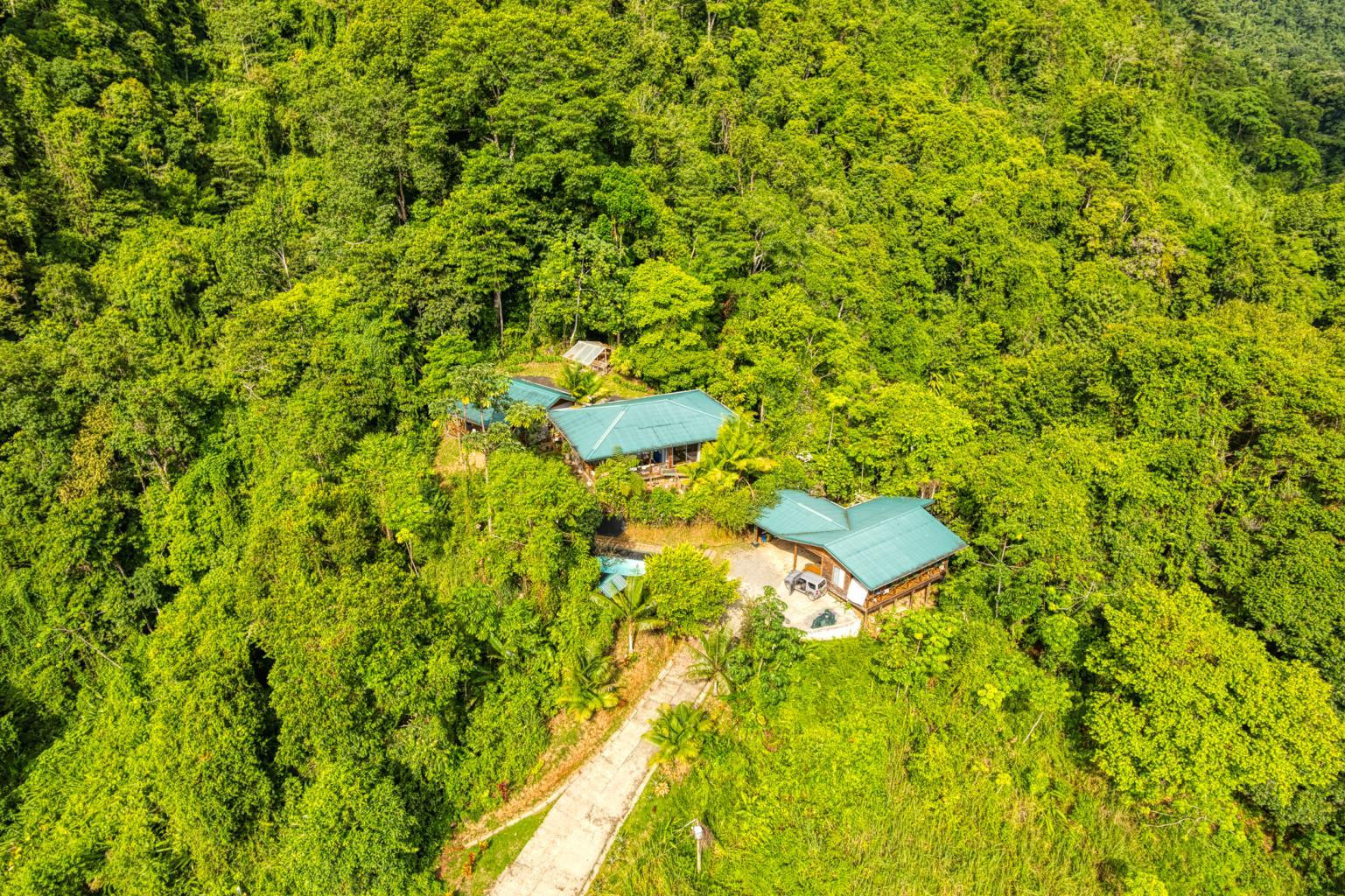62-Acre Retreat Center in Tinamastes property photo 2