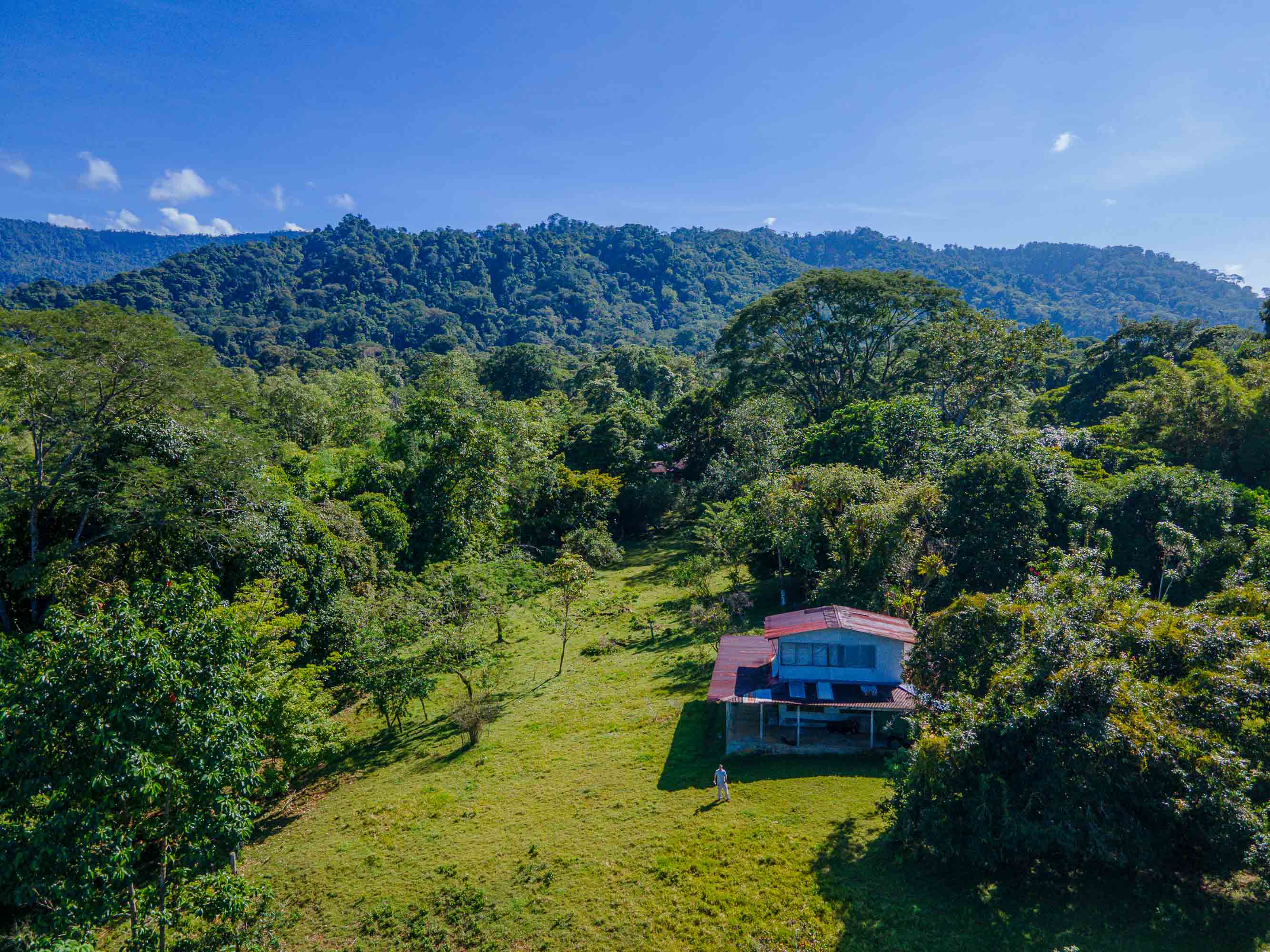 113-Hectare Ranch with River Frontage in Londres property photo 3