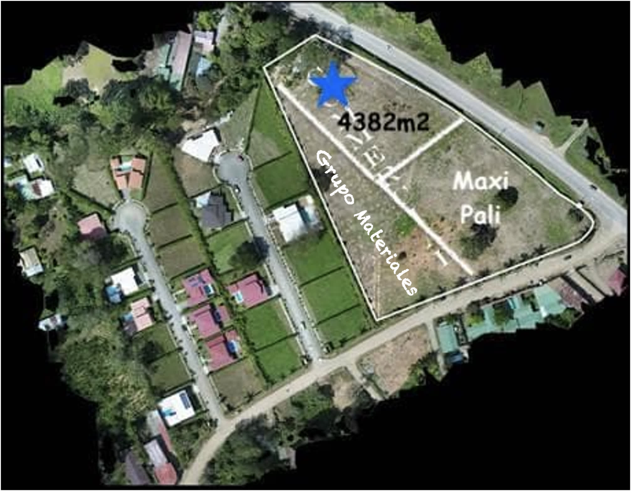 Commercial Property with Highway Frontage, Uvita property photo