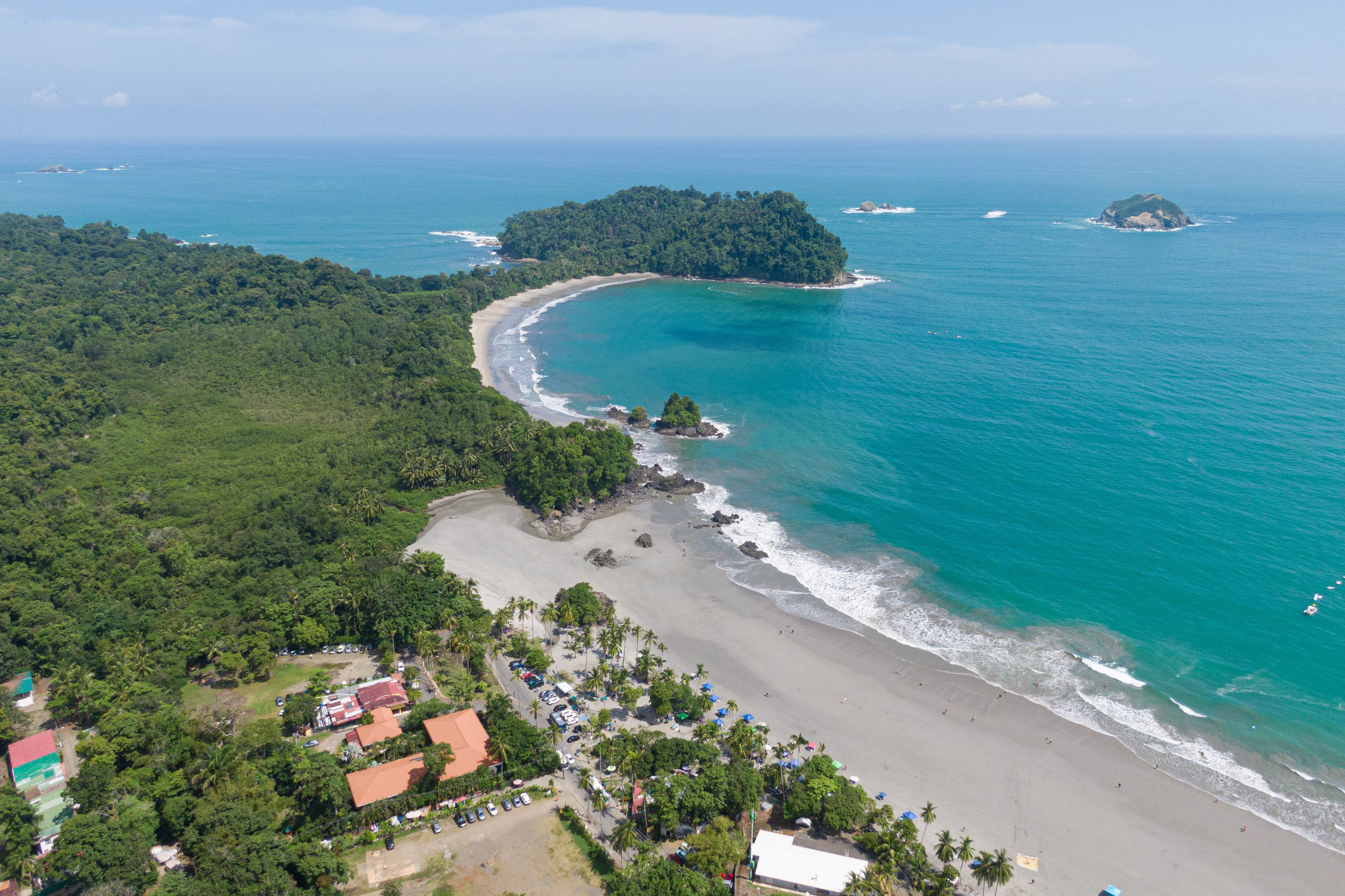 22-Room Boutique Hotel in Manuel Antonio property photo 3