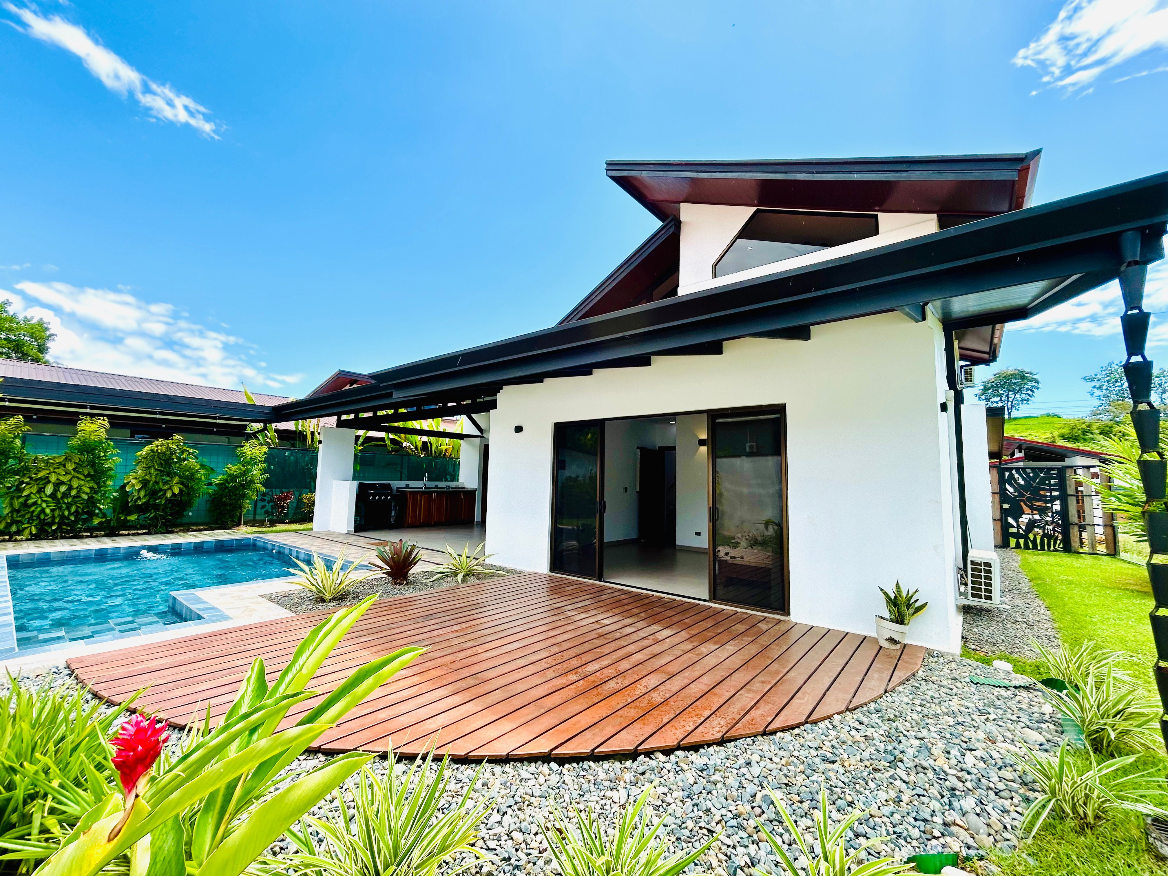 Modern Pool Home in Uvita property photo 4
