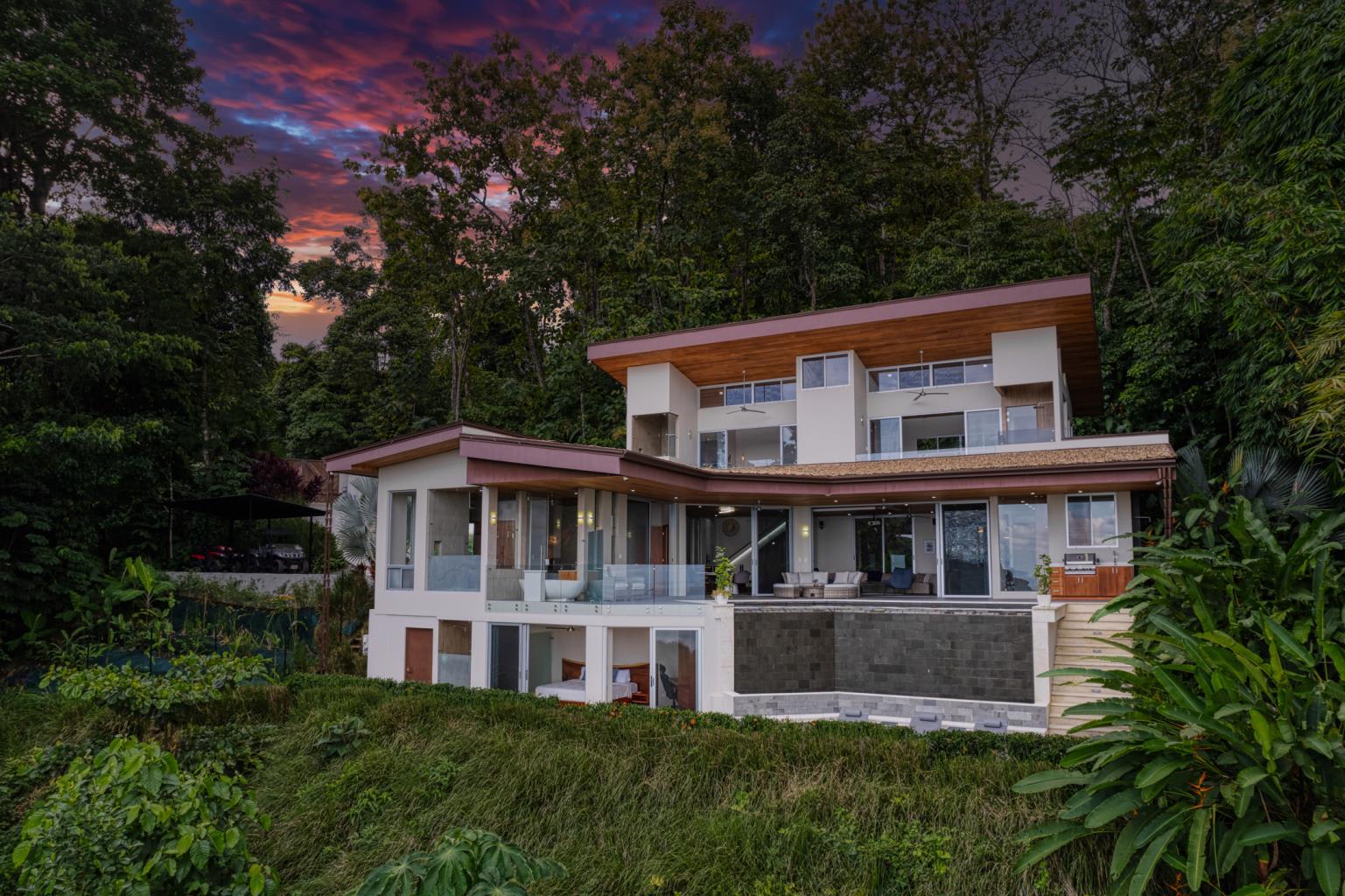 Luxury Ocean View Villa (Casa Sulit) in San Martin Hills, Dominical in Dominical, Costa Rica