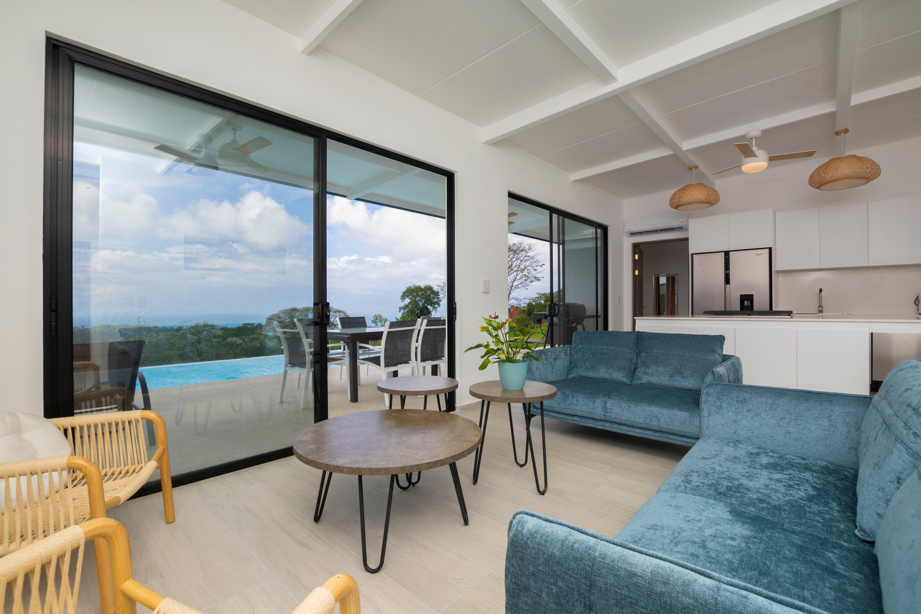 Turnkey Sunset-View Home in Ojochal Phase 5 property photo 4
