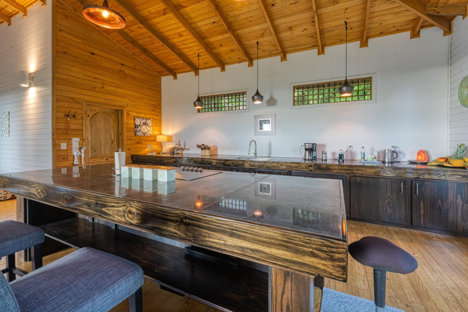 62-Acre Retreat Center in Tinamastes in San Isidro, Costa Rica