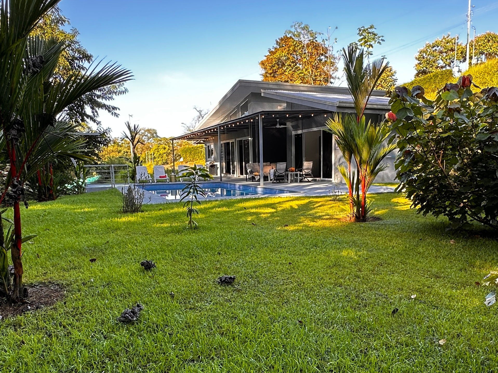 4-Bed Family Home in Uvita | 4 Bed / 2 Bath