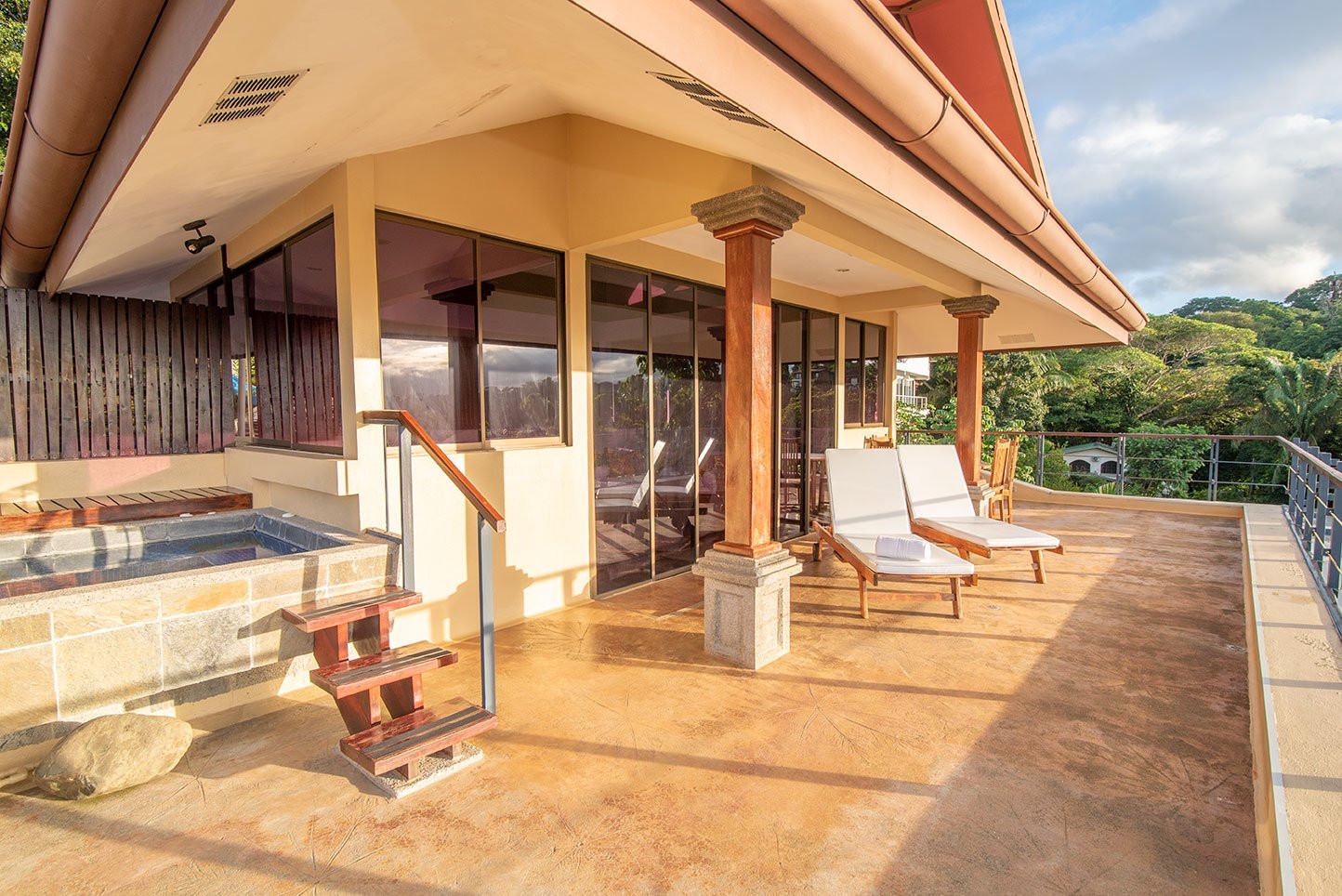 Luxury Ocean View Estate (Villa Perezoso) in Manuel Antonio property photo 3