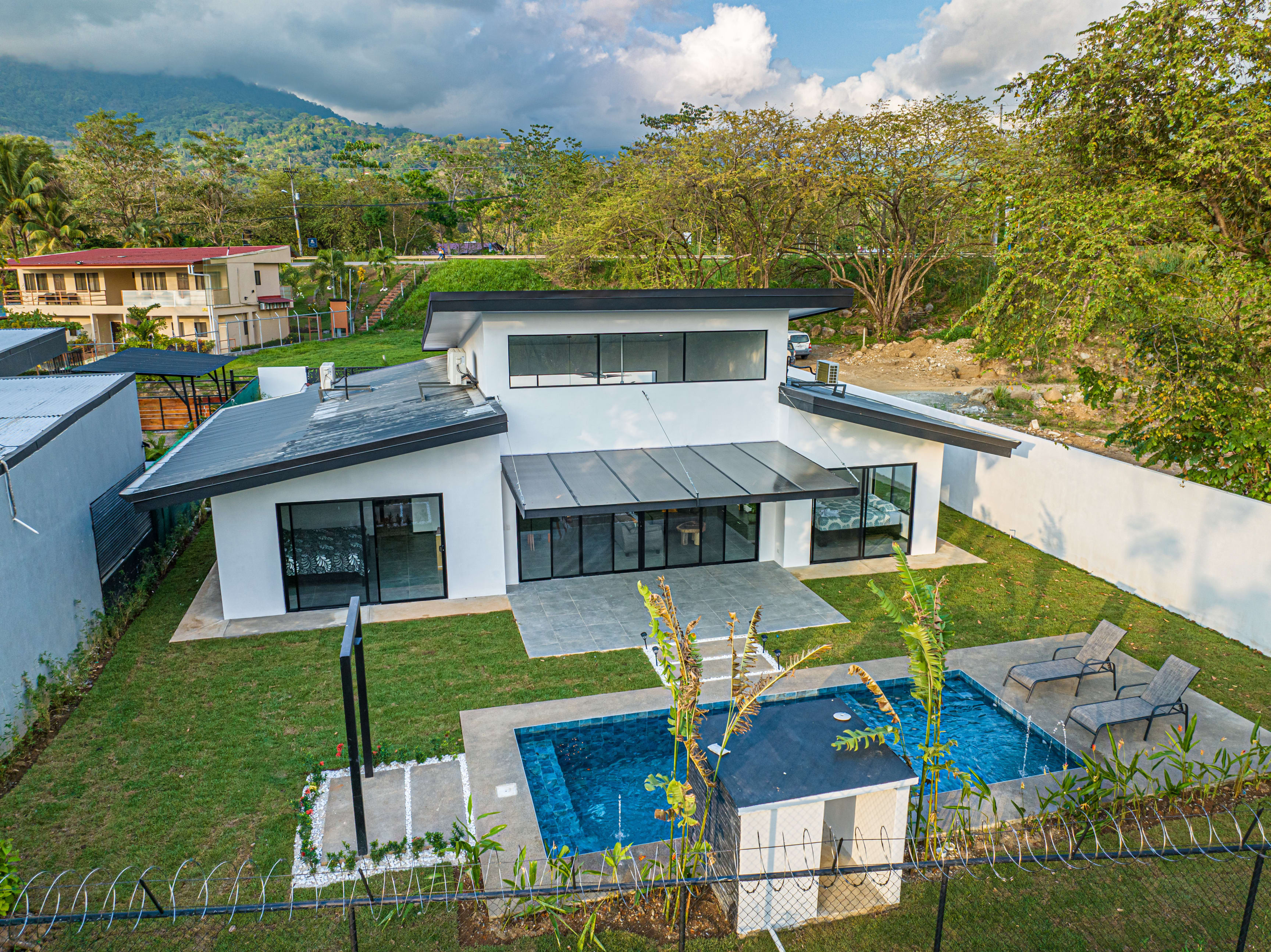 New Turnkey Home in Uvita property photo 3