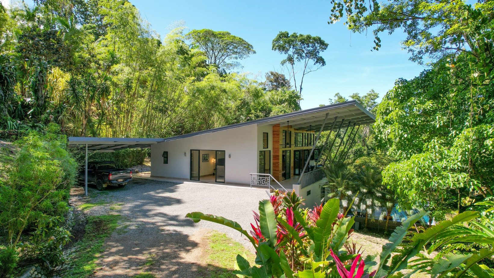 Wildlife Corridor Home in Las Brisas, Uvita property photo 4