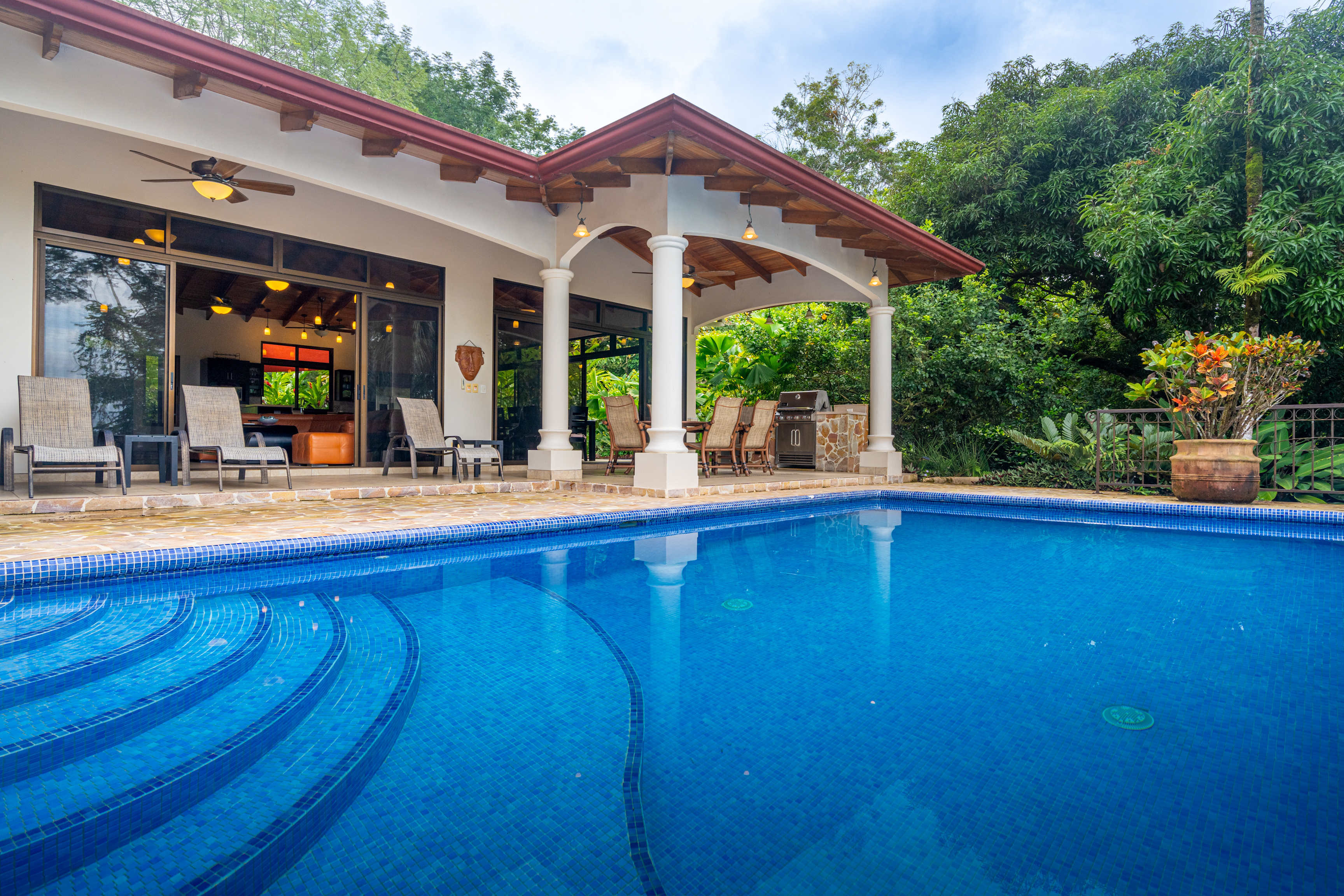 Ocean View Villa (Casa Carpe Diem) in Ojochal in Ojochal, Costa Rica