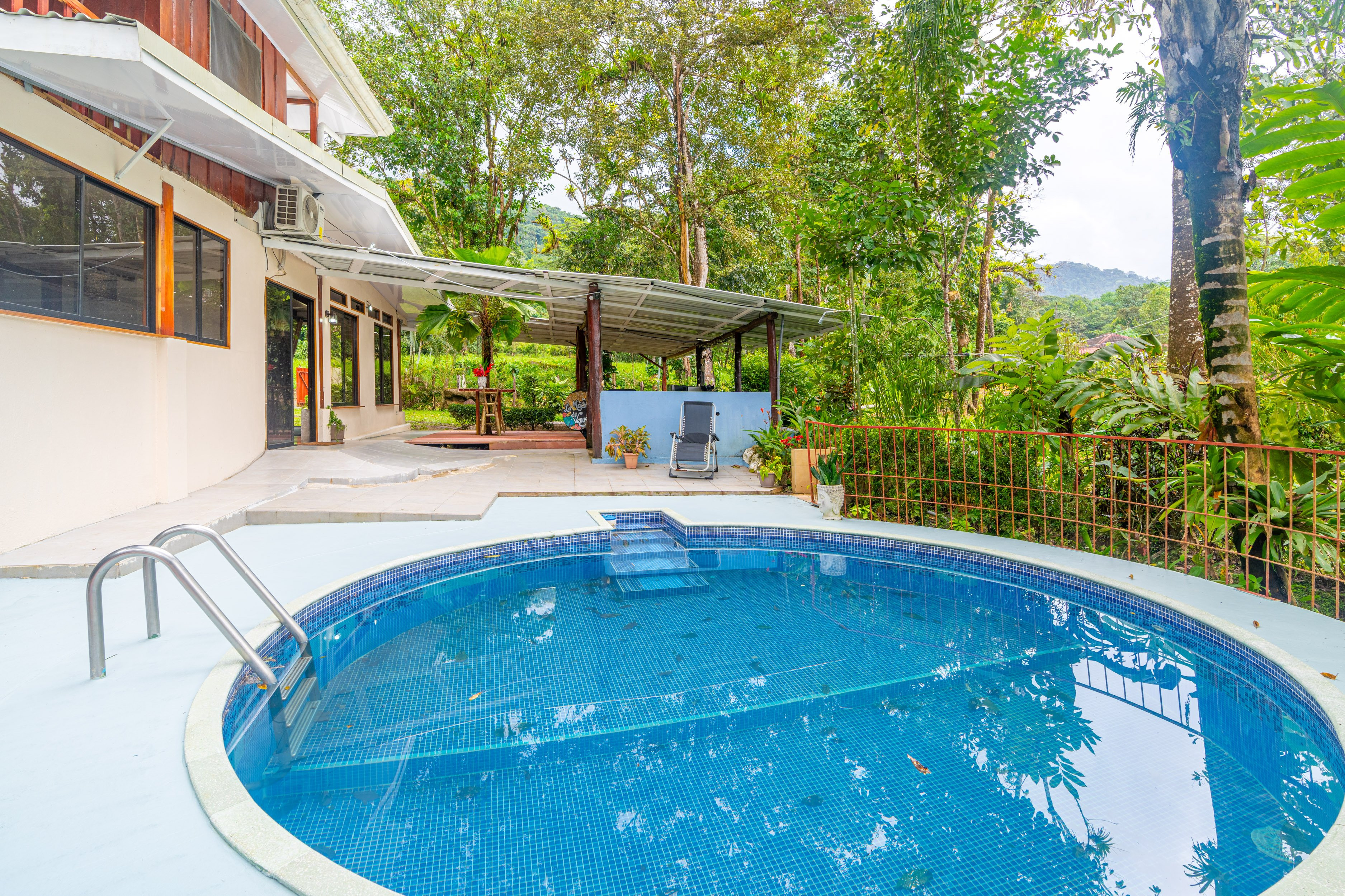 Renovated Costa Rican Villa in Ojochal property photo 3