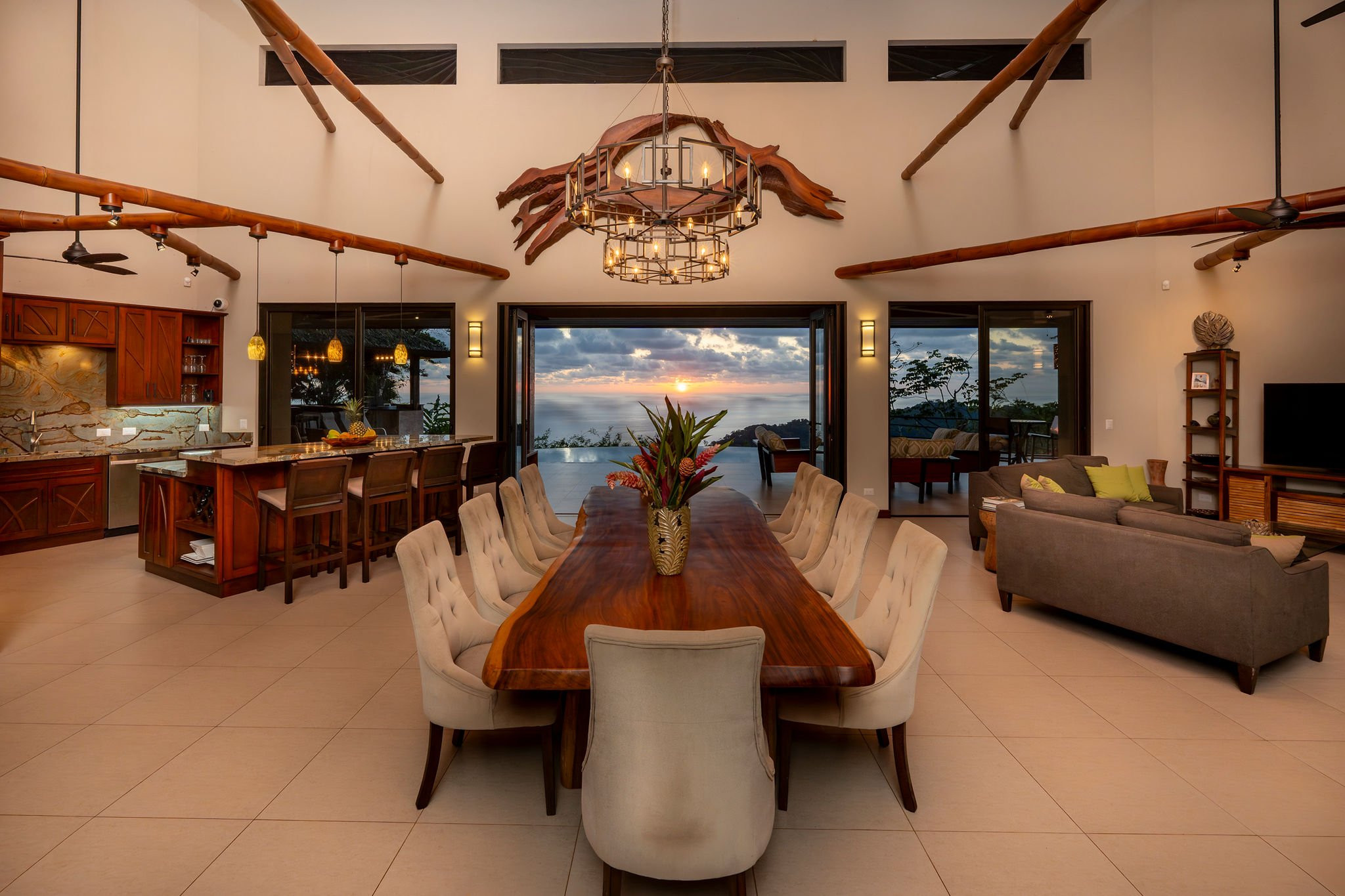 Luxury Ocean View Estate (Casa Bambu) in Escaleras, Above Dominical property photo 3
