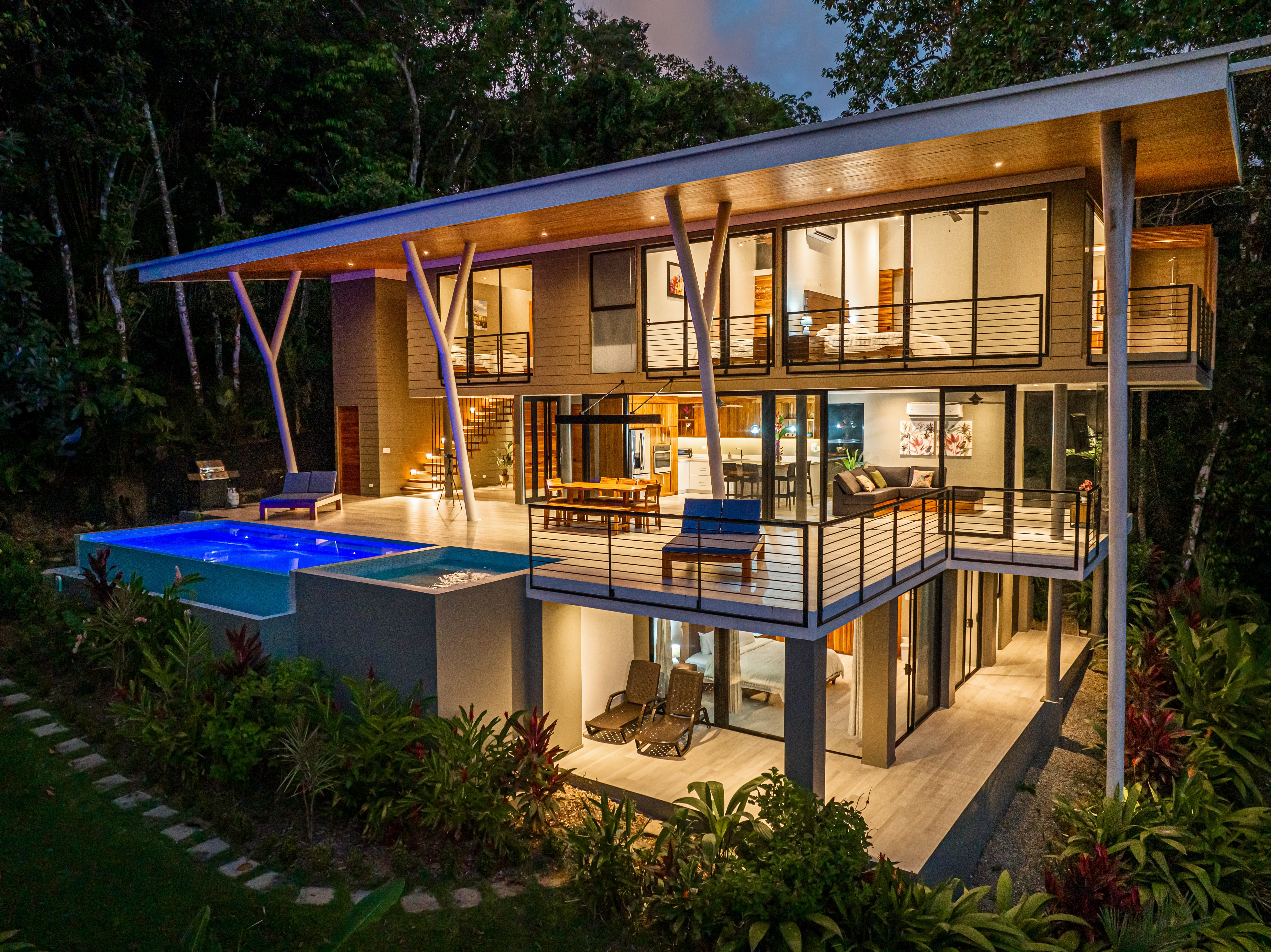 Ocean View Villa in Dominical property photo 2
