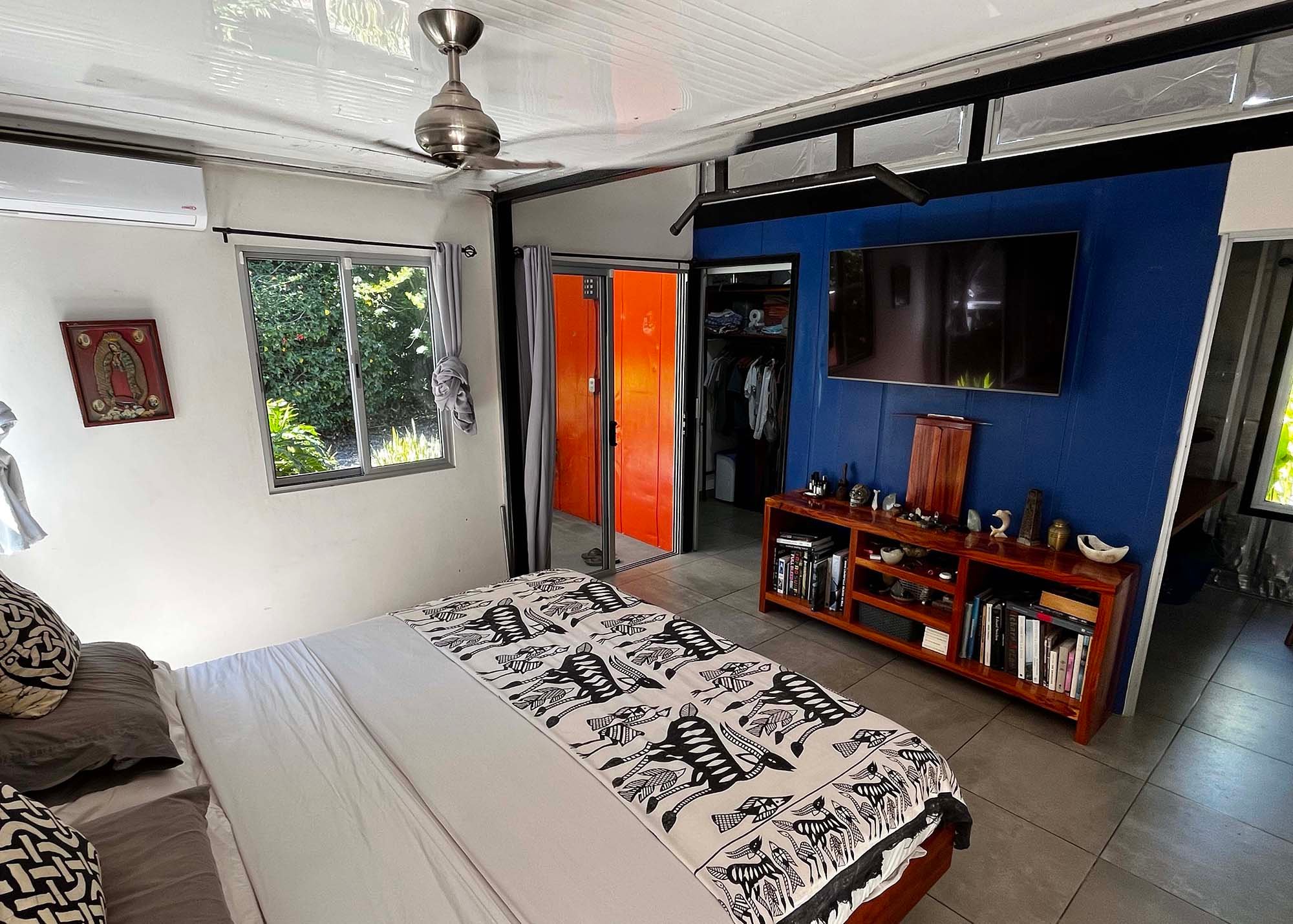 Container Home (Casa Secreta) in Bahia, Uvita property photo 5